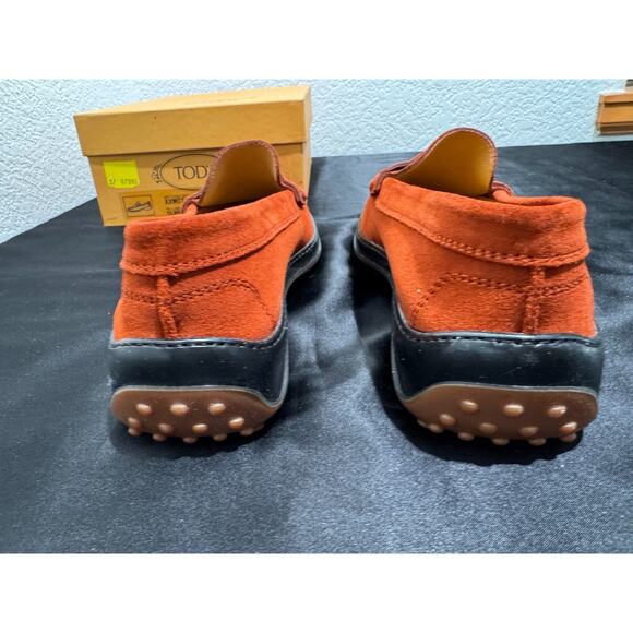 NIB Tod's Gommino Women's Rust Color Suede Loafers Sz 8.5 Flat Driving Penny Nub - Picture 5 of 12